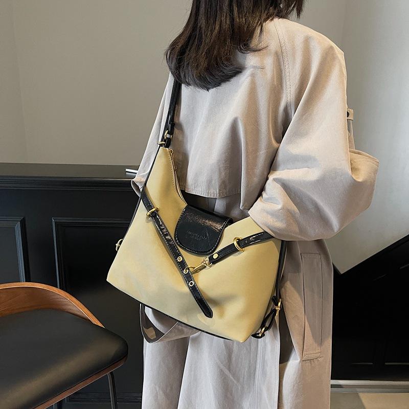 Autumn and winter commuting large-capacity tote bag women's 2025 new high-end texture niche versatile casual messenger bag