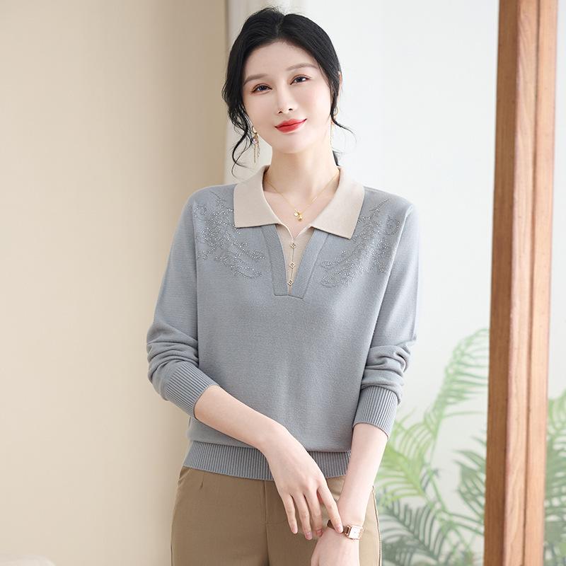 Spring Knitted Top for Middle-Aged & Elderly Women - Turn-Down Collar Loose Pullover Sweater, Casual & Versatile 50s/60s Style