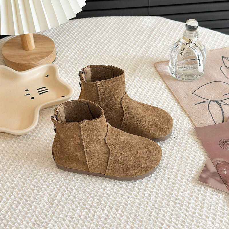 

2025 New Style Korean Children s Soft Sole Martin Ankle Boots for Girls - Autumn/Winter Collection 27 (Inner Length 17cm)