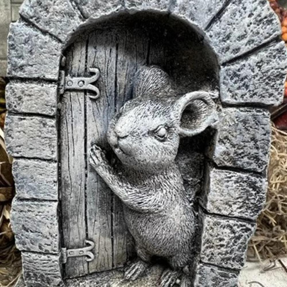 Cartoon Mouse Door Statue Easy Installation Garden Animal Sculptur Adorable Mouse Figurine  Yard