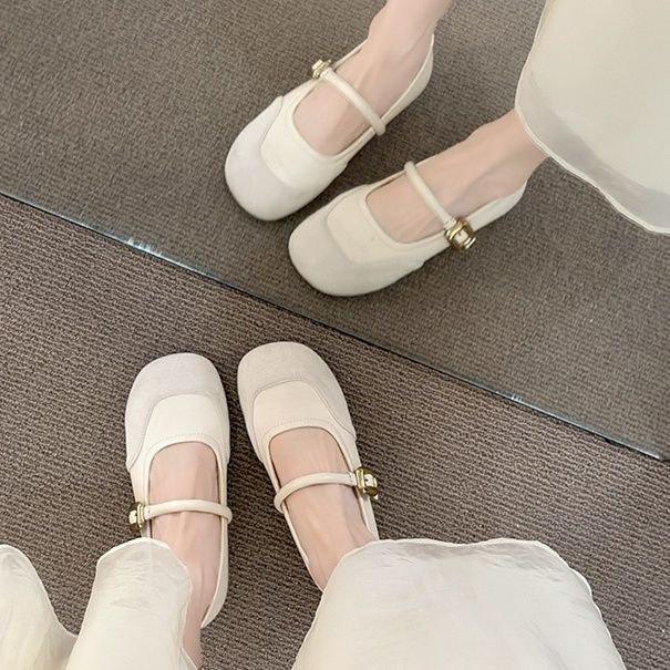 French Gentle Mary Jane Shallow Mouth Single Shoes Spring New High-end Temperament Flat Bottom with Skirt