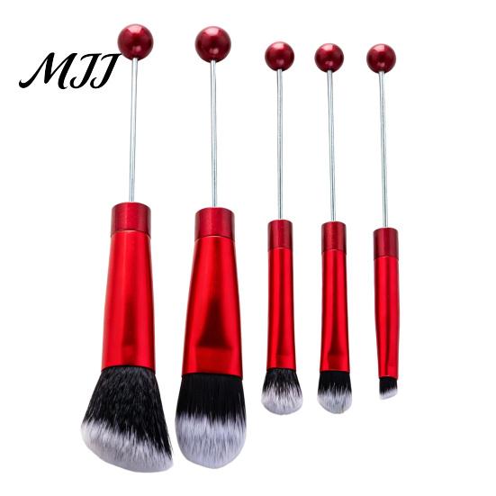 Eye Shadow Brushes 5Pcs Beadable Makeup Brush Set, DIY Cosmetic with Blank Bar, Women Tools Contouring Concealer Eyebrow Foundation for Girls