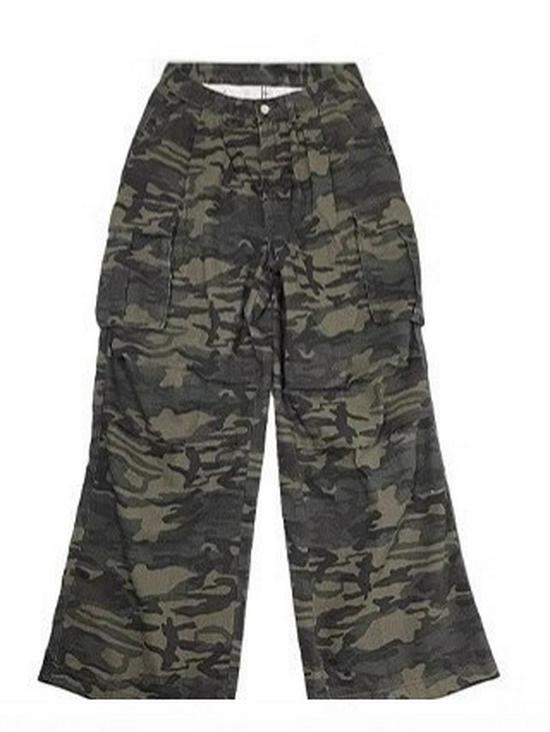 Unisex Tarnfarbene Weitbeinige Jeans mit Mehreren Taschen und Plisseé-Design