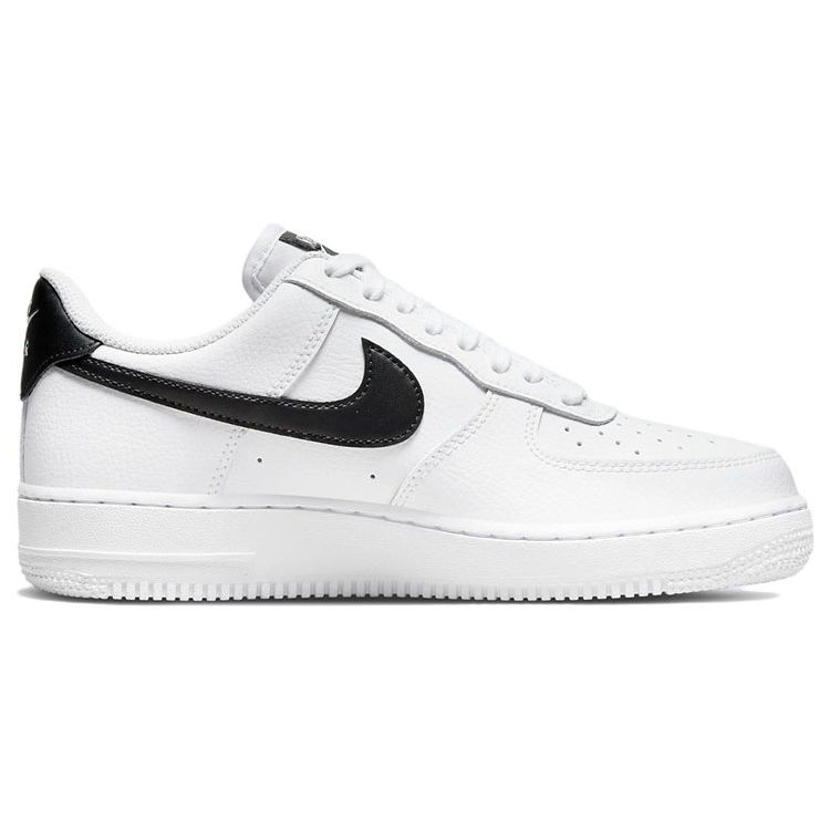 Nike Scarpe da ginnastica Air Force 1 07 Bianche Nere da donna DD8959-103
