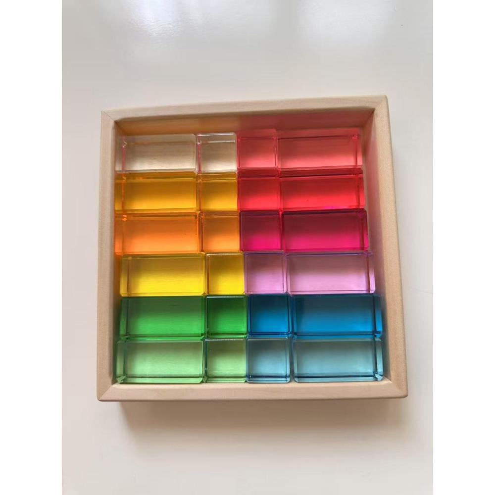 Nový design Montessori hračky prohlédnou duhové Lucite stohovací bloky Akryl Vysoce transparentní pro děti Open Play