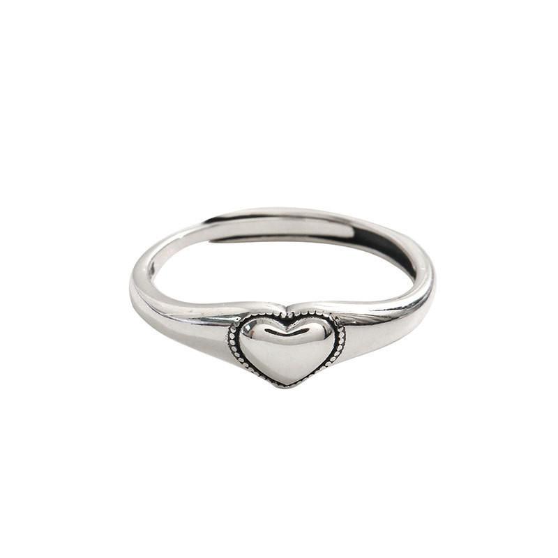 Exquisite S925 Silver Heart Shaped Ring For Women Unique Vintage Geometry Style