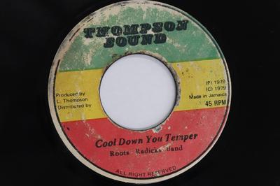 7inch Record LINVAL THOMPSON / ROOTS RADICKS BAN - Six Babylon / Cool Down You Temper NONE THOMPSON SOUND  1979 Jamaica Reggae, Ska & Dub Used
