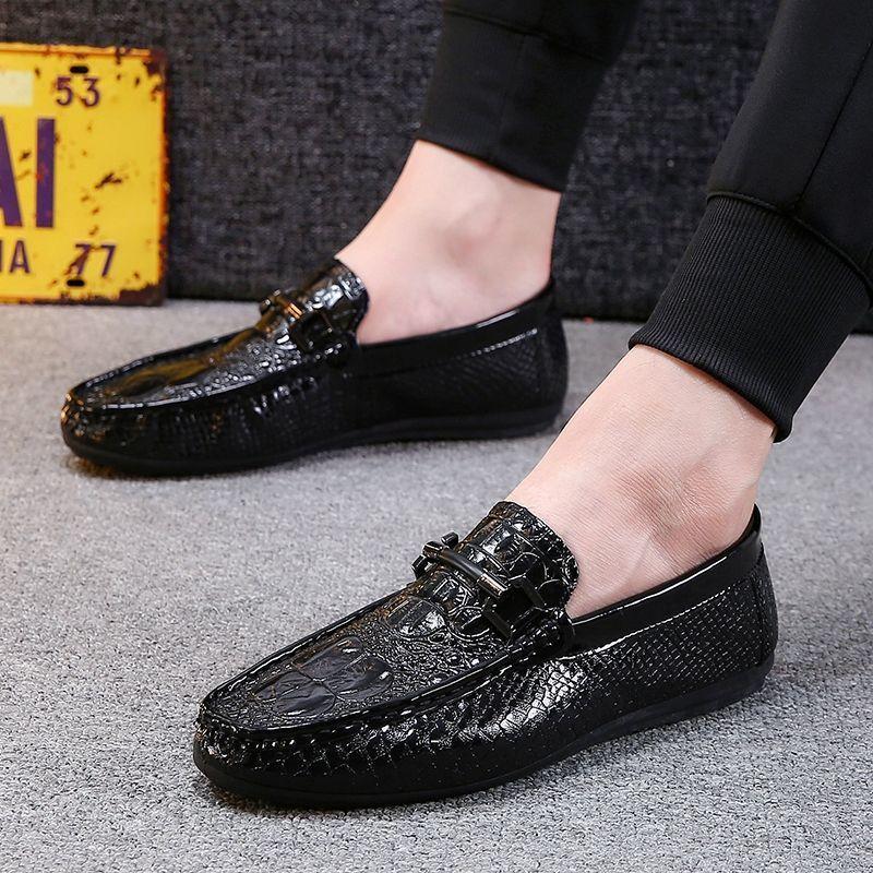 

Crocodile leather shoes men s autumn explosion one pedal men s shoes Internet celebrity fashion beanie shoes men s non-slip chef work shoes 39
