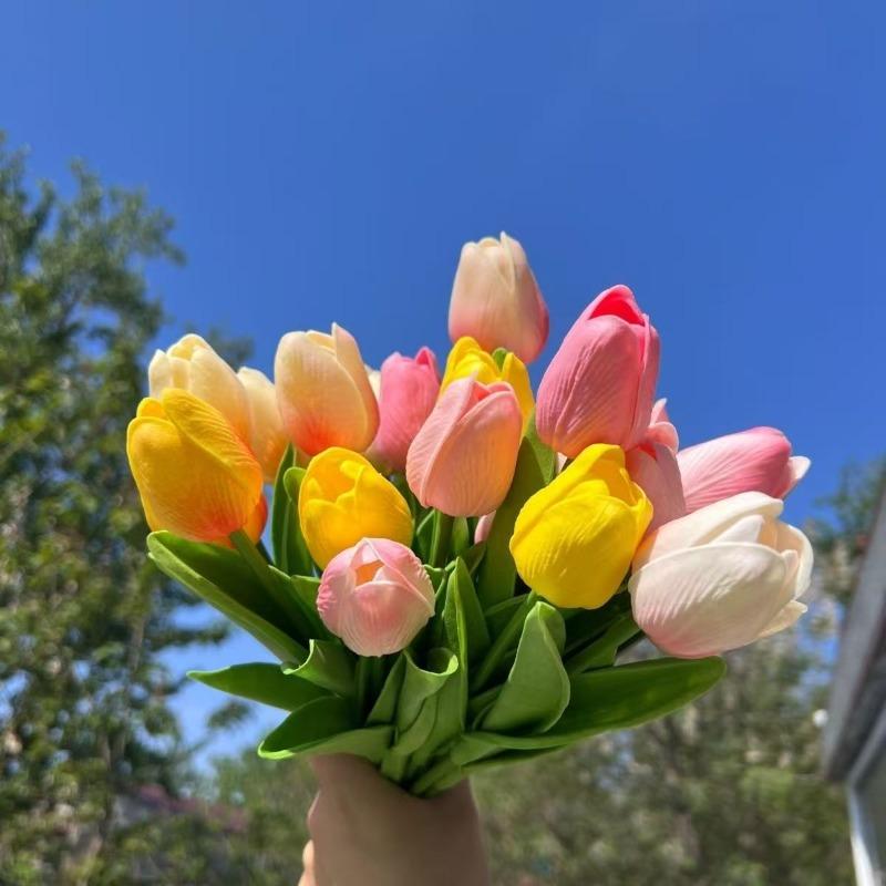 

Tulip Artificial Bouquet Flower Wedding Outdoor Home Garden Bouquet Party Decorative Plant Valentine s Day,Thanksgiving,Christma 5pcs