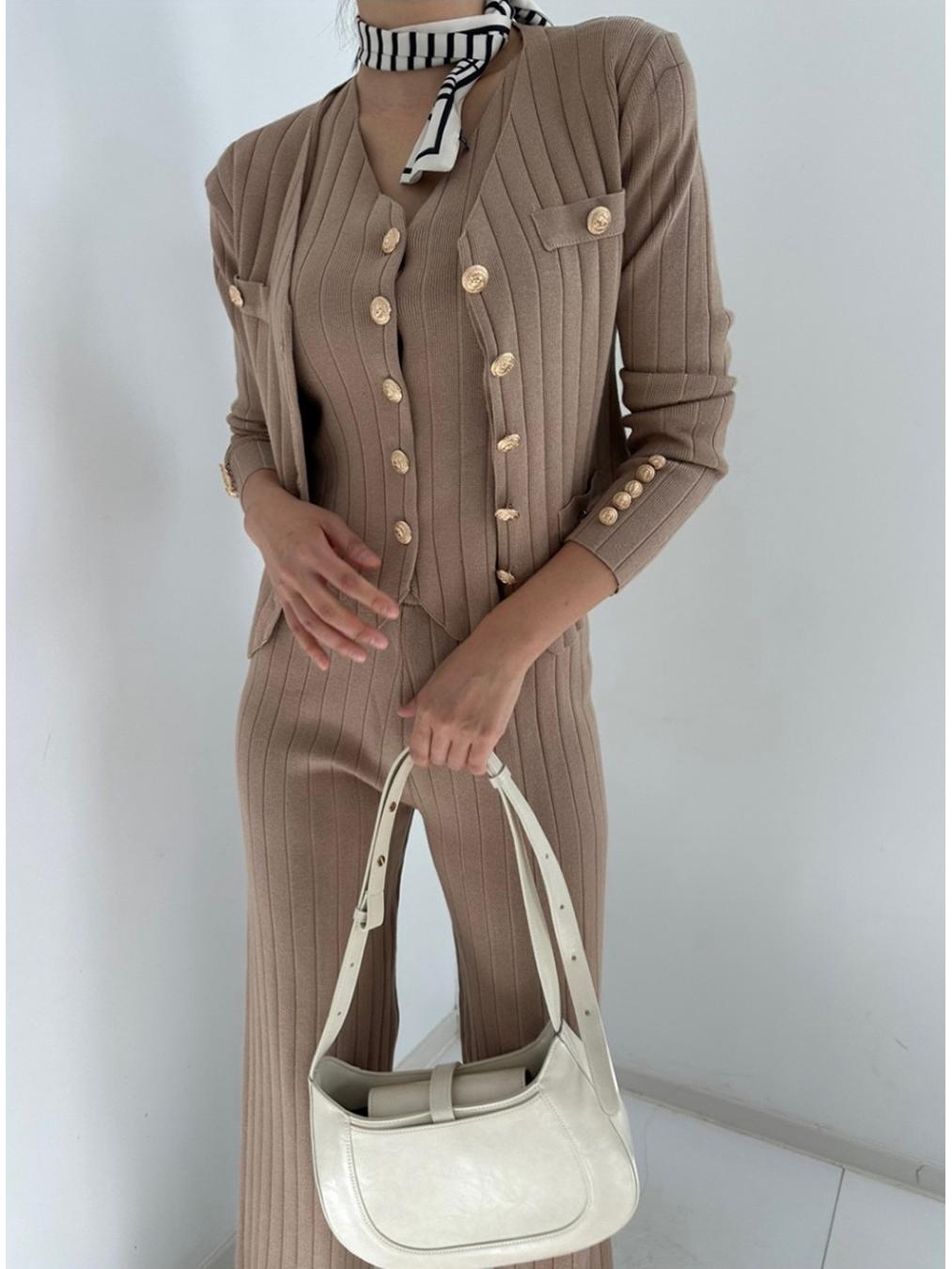 

Женский модный костюм-тройка: Жилет в рубчик, кардиган с длинным рукавом и брюки широкого кроя Medium хаки