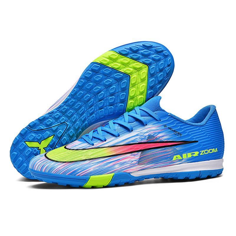 Scarpe da calcio basse per giovani uomini e donne per sport all'aperto erba combattimento reale antiscivolo professionale AG unghie rotte