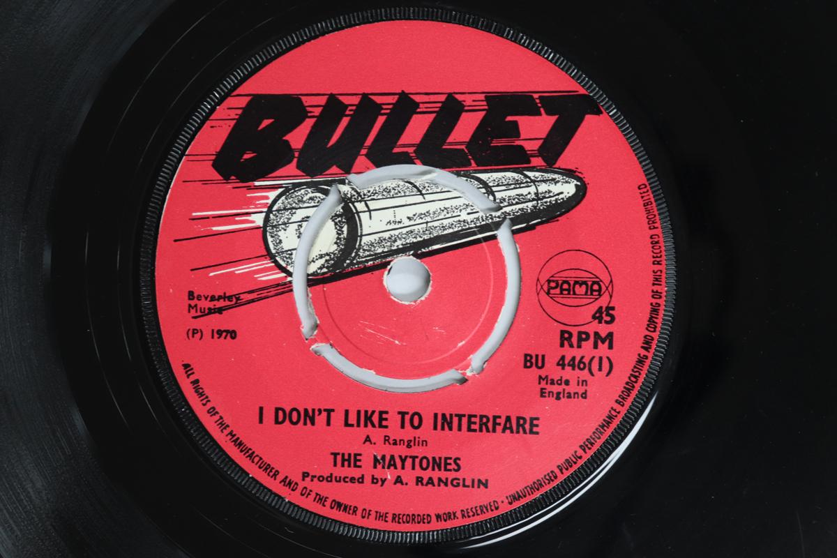 

7inch Record MAYTONES I Dont Like To Interfare Preachi BU446 Bullet 1970 UK Reggae Ska Dub Used