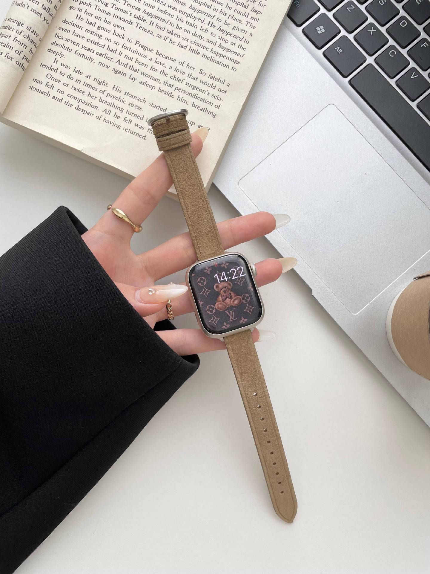 

Для Apple Watch Ремешок Applewatch Iwatch S 10-го Поколения 987Se Флип Кожаный Капиллярный Ремешок Осень И Зима self-test 14mm коричневый