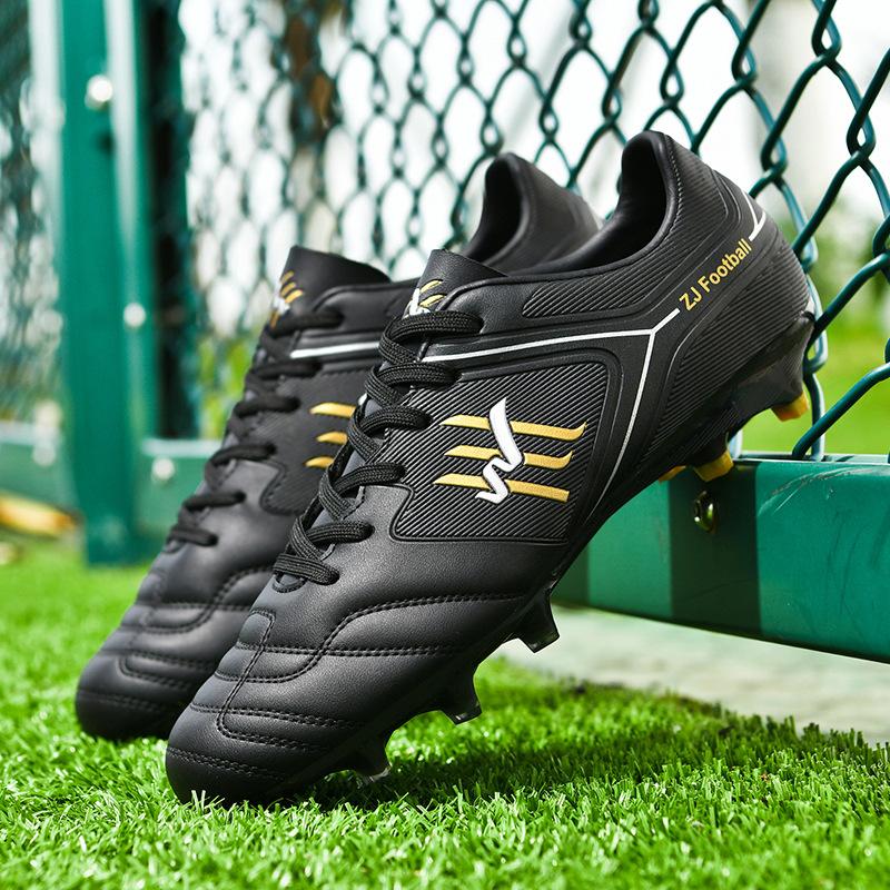 New student spike football shoes men's and women's breathable non-slip sports shoes youth game sports football shoes