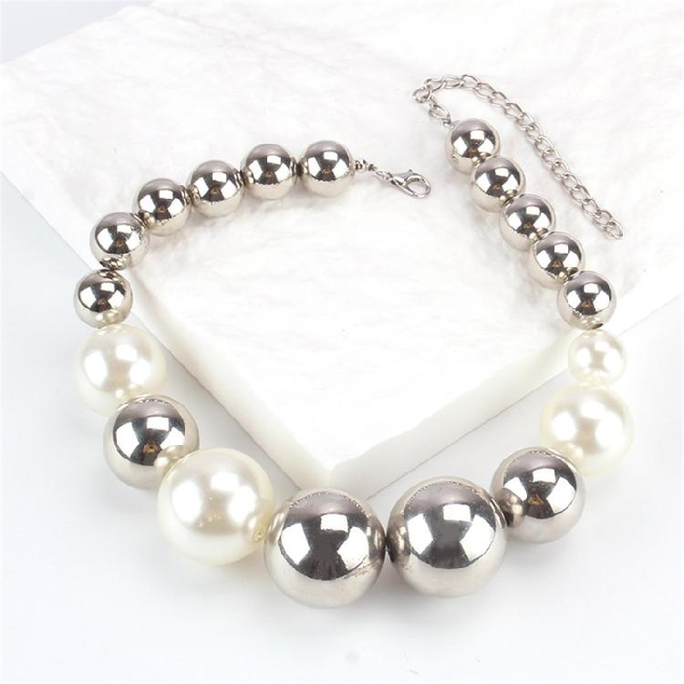 Fashion Collar Necklace Vintage Elegant Pearl Beads Ball Choker Necklace