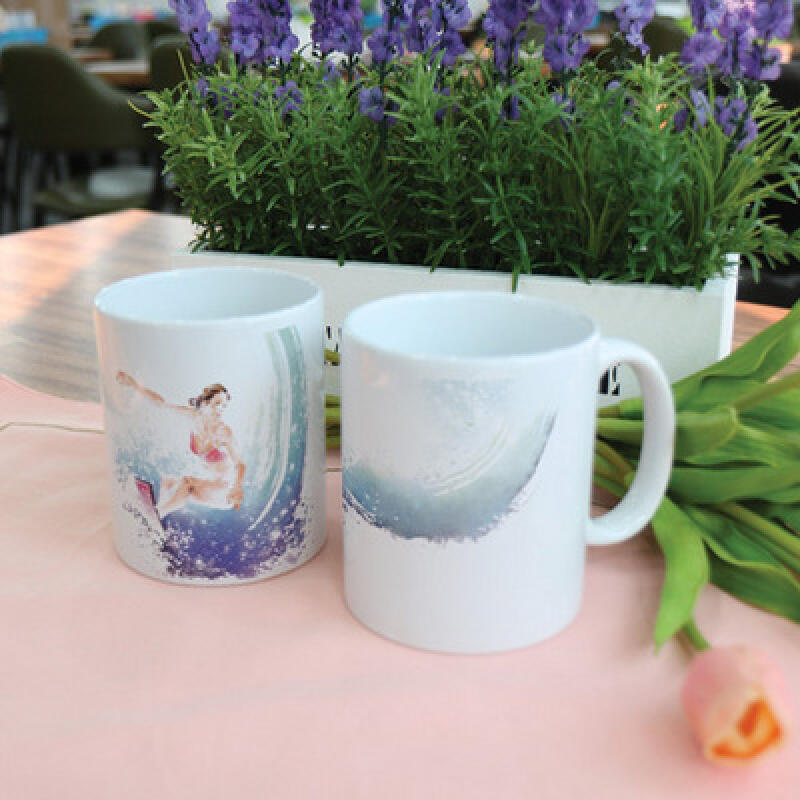 ib255-Design Mug 2p-People who enjoy surfing