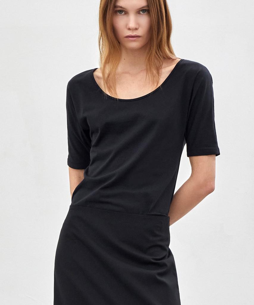 NOTIA Slim Fit U Neck T-Shirts - Black