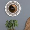 Wanduhr im modischen, schlichten Stil mit Kaffeetassen-Hintergrund, Dekoration für Zuhause, reinweiß, Wanduhr mit modernem Design und Timer