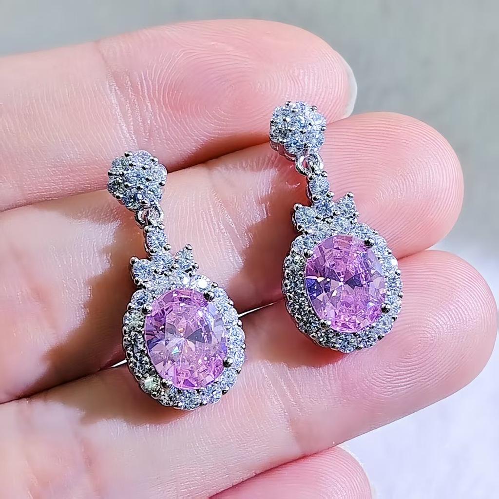 Fashion jewelry: full of diamonds, oval flower studs, exquisite temperament, earrings, light luxury, high-end earrings