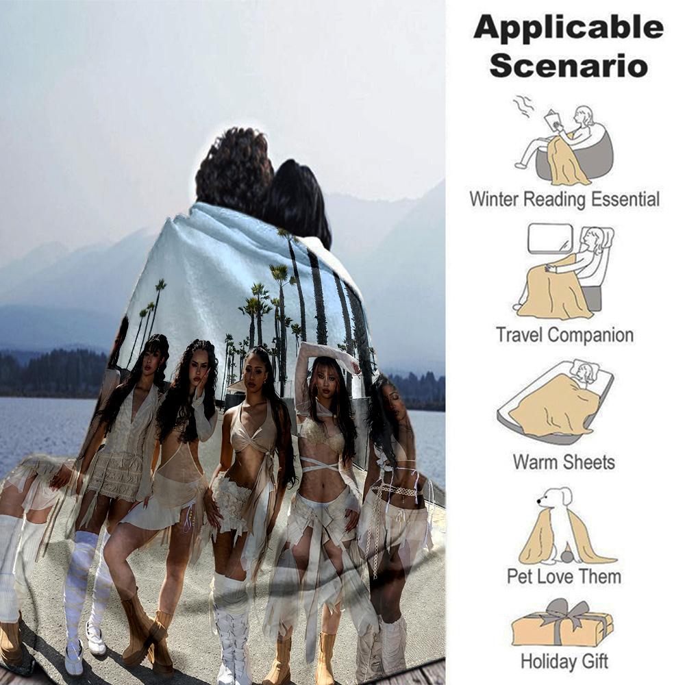 Beachside Fashion Show Flannel Blanket Super Soft Warm Cozy Blanket For Sofa Bed Office Travel Allseason Home Decor Gift