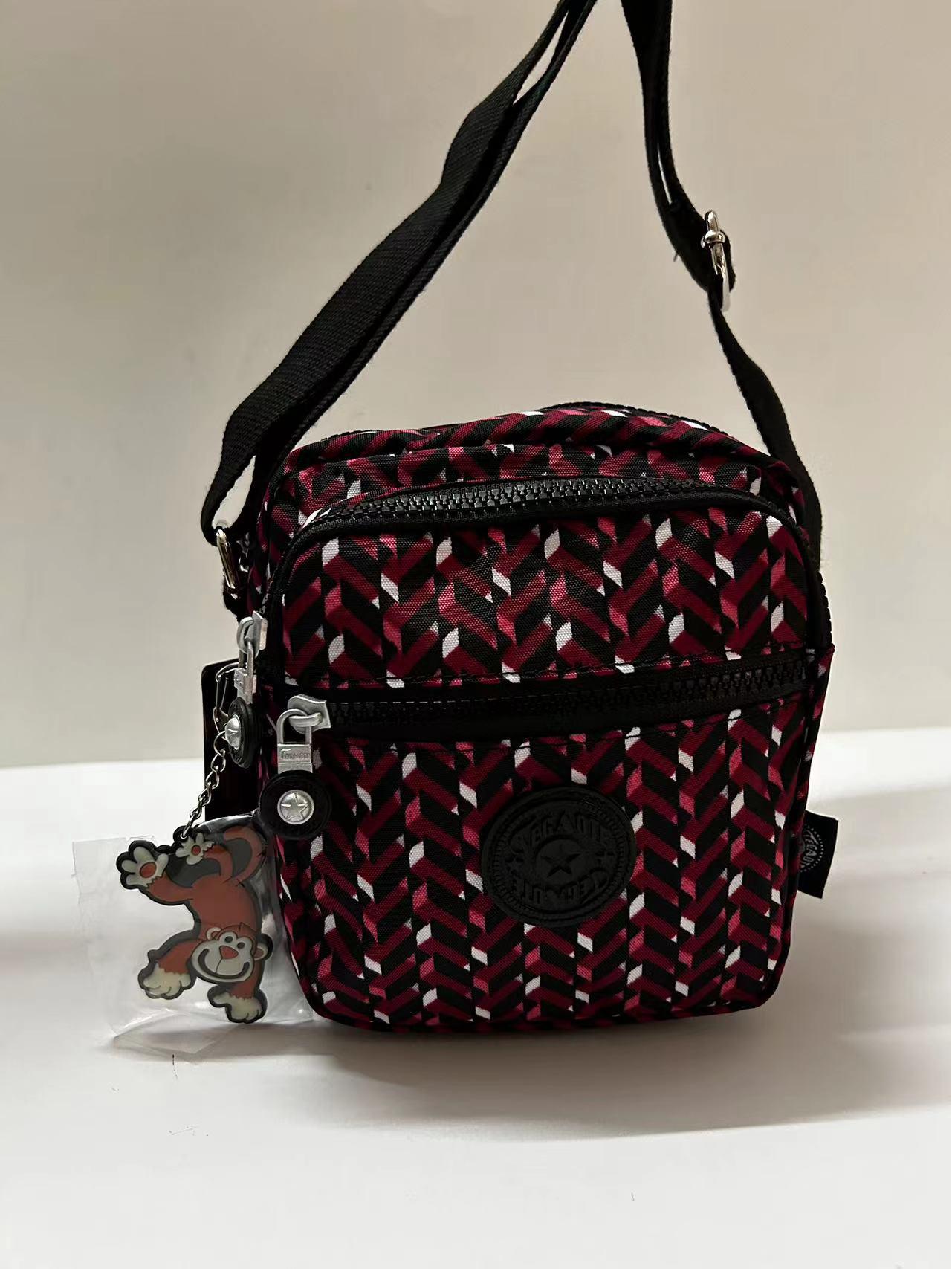 

Очень особенная женская легкая парусиновая водоотталкивающая сумка через плечо