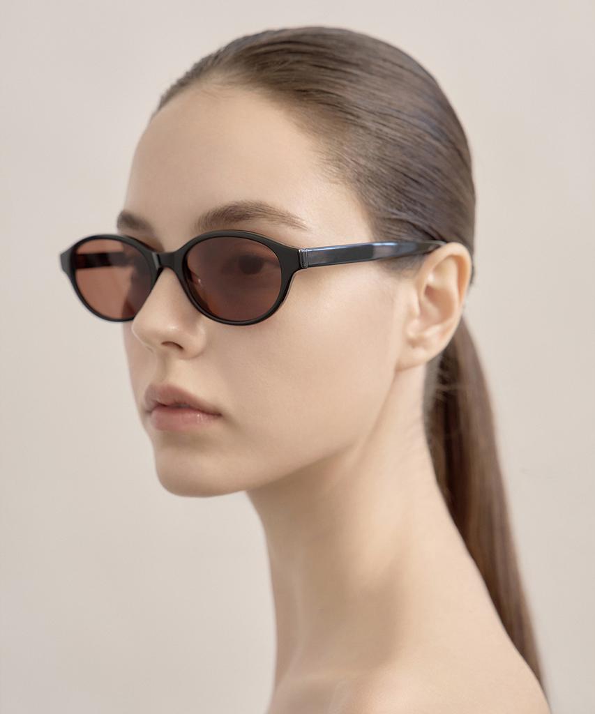 Koe Relaxed Black-Brown