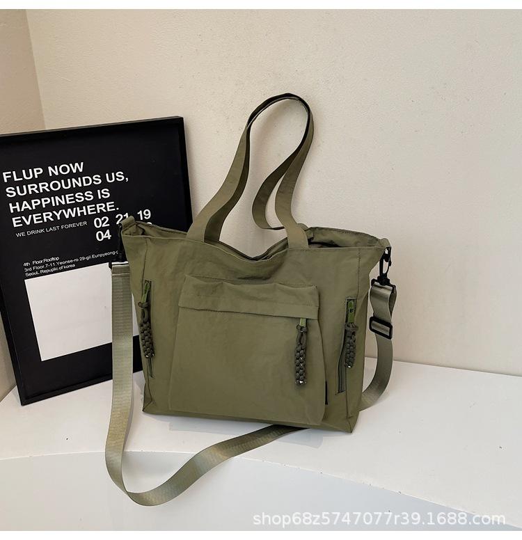 

Casual large-capacity tote bag 2025 new women s bag student class canvas bag simple and lightweight shoulder messenger bag