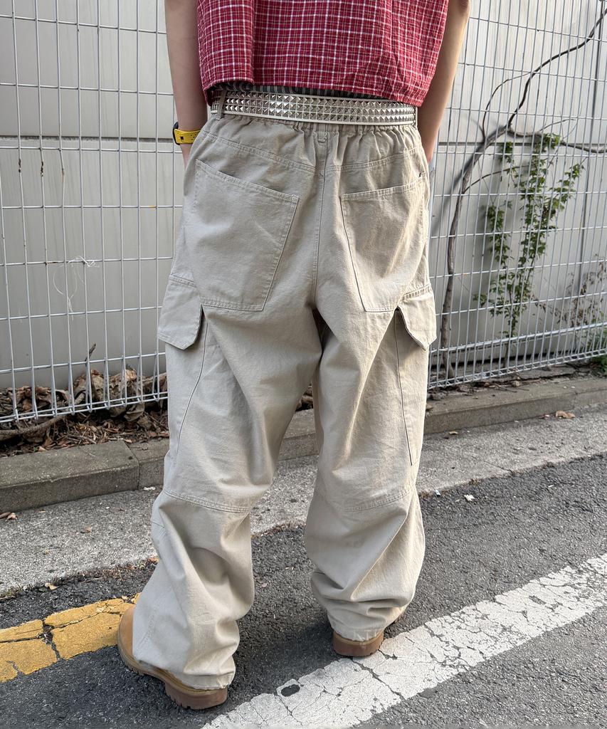 SOMEPLACE MAN Basic Oversized Wide Big Pocket String Parachute Cargo Pants_3 Colors