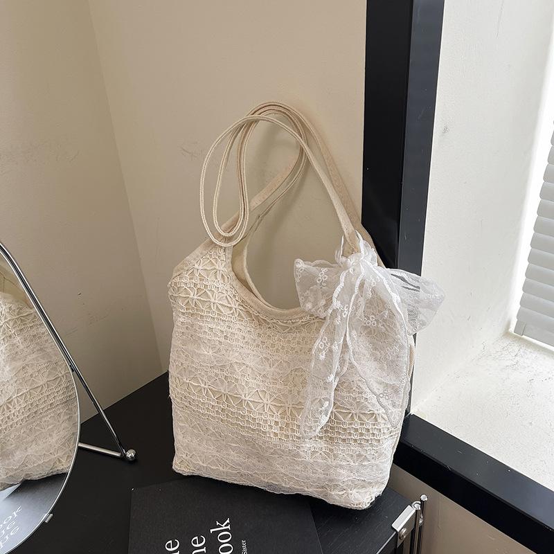 

Красивая белая кружевная летняя новая милая сумка подмышку модная повседневная простая женская сумка через плечо No silk scarf белый