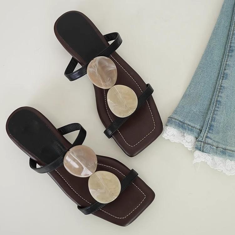 Soft Leather Version~ French New Niche Design Square Head Wear Leather Cool Slippers Women's Low Heel Temperament Open-toed Sandals