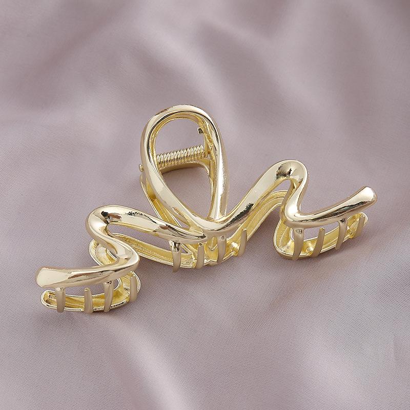 Pinza a morsetto in metallo ad alto livello con fiocco per capelli 2024 per donna: Pinza per Capelli a Forma di Squalo, Grande, Elegante, Stile Freddo, per la Nuca