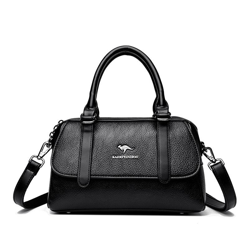 A Retro and Fashionable Single-shoulder Crossbody Handbag A High-end Women's Bag