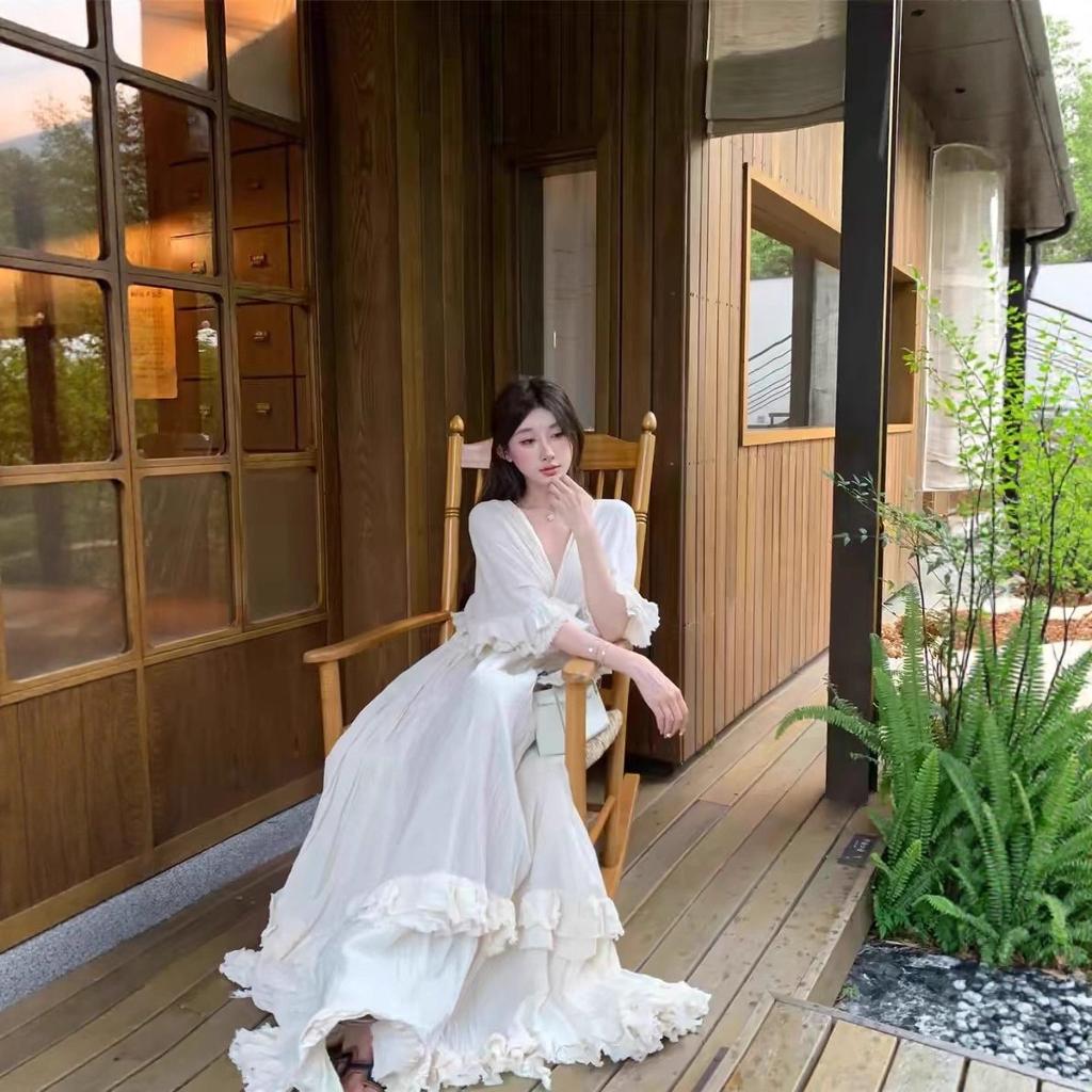 French gentle V-neck ruffle leaf edge dress for women's summer super fairy temperament high-end seaside vacation big swing dress