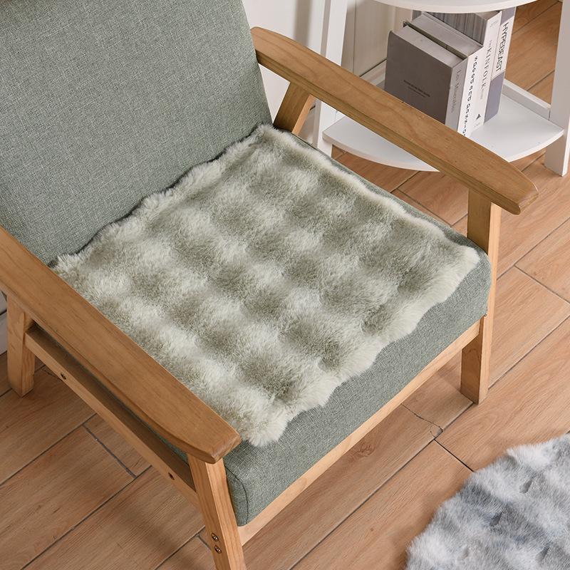 

White Faux Rabbit Fur Cushion - Soft, Non-Shedding Velvet Mat for Office/Home Chair. 30x30 cm