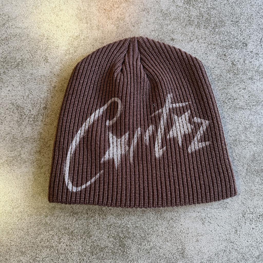 American Fashion Alphabet Beanie For Men Women With Acrylic Knit Warmth коричневый