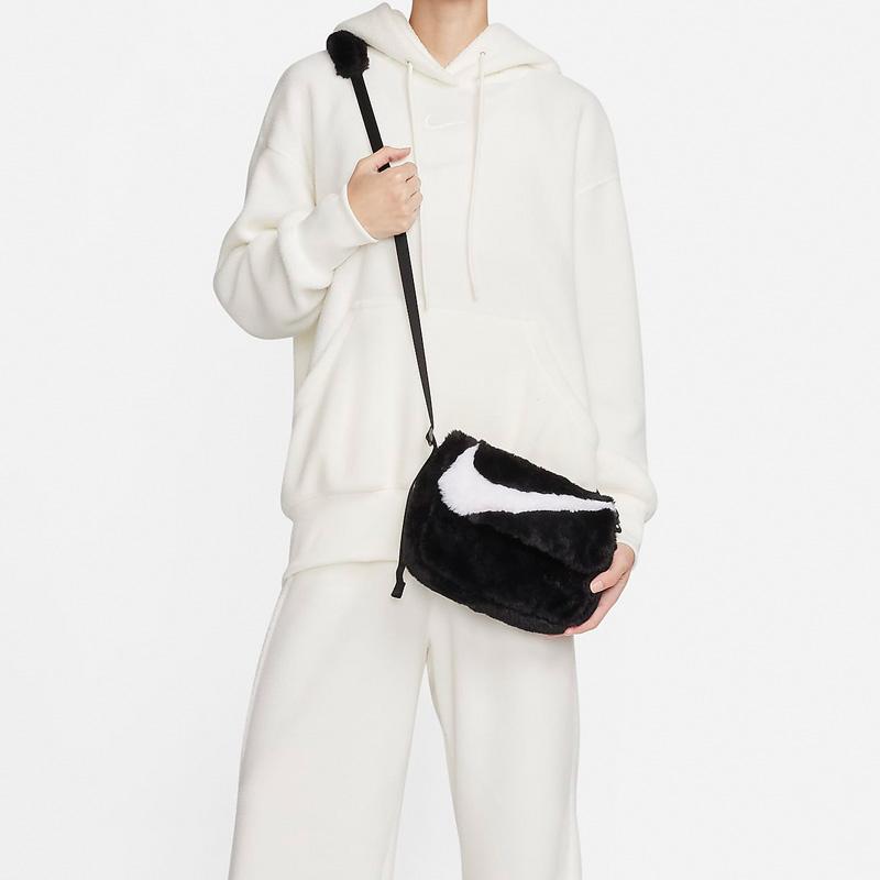 Nike Sportswear Futura 365 Faux Fur Crossbody Bag 1L Black / Black / White (Unisex) Crossbody Bags FB3048 010