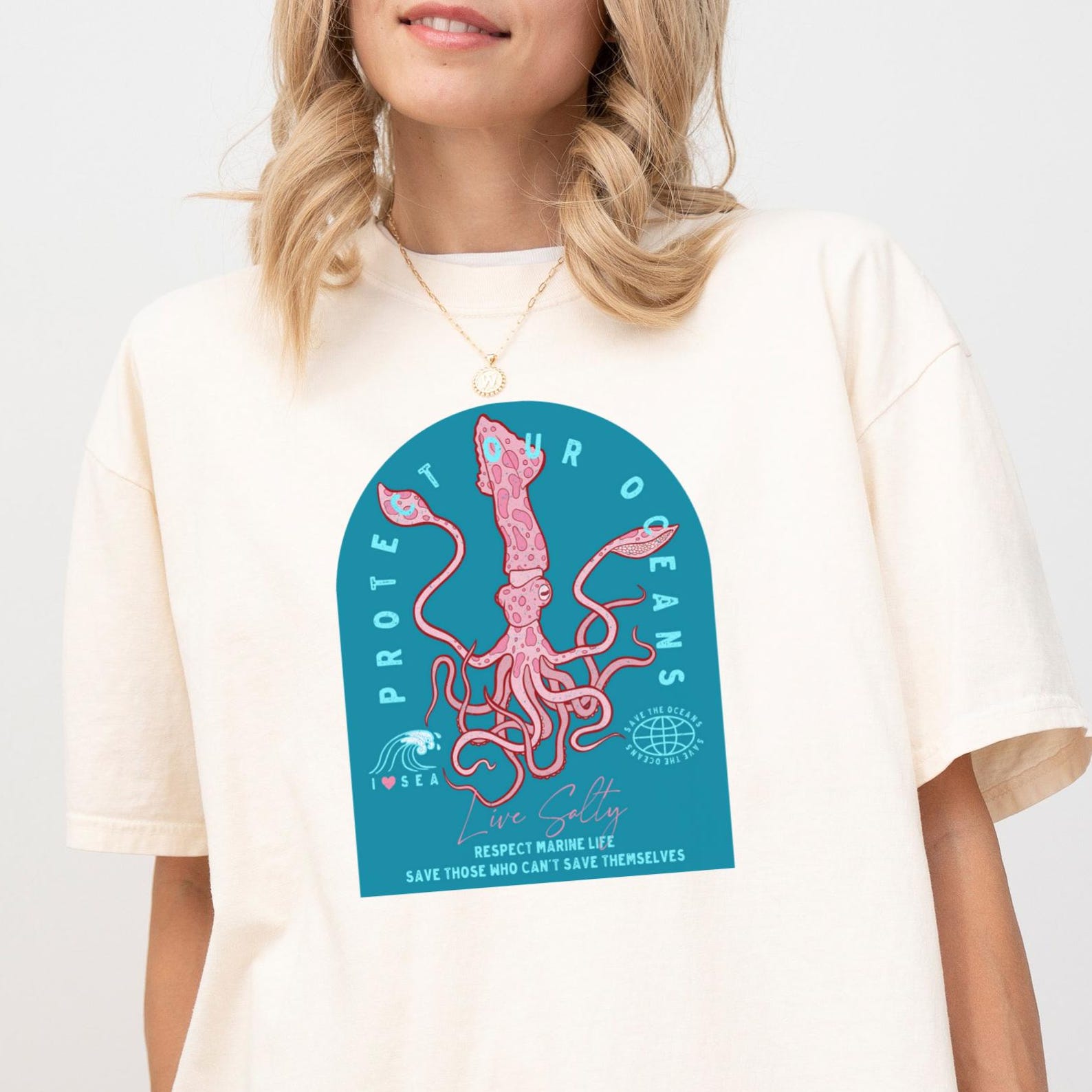 Ocean Lover Comfort Colors Tee, Marine Life Squid Graphic 3XL