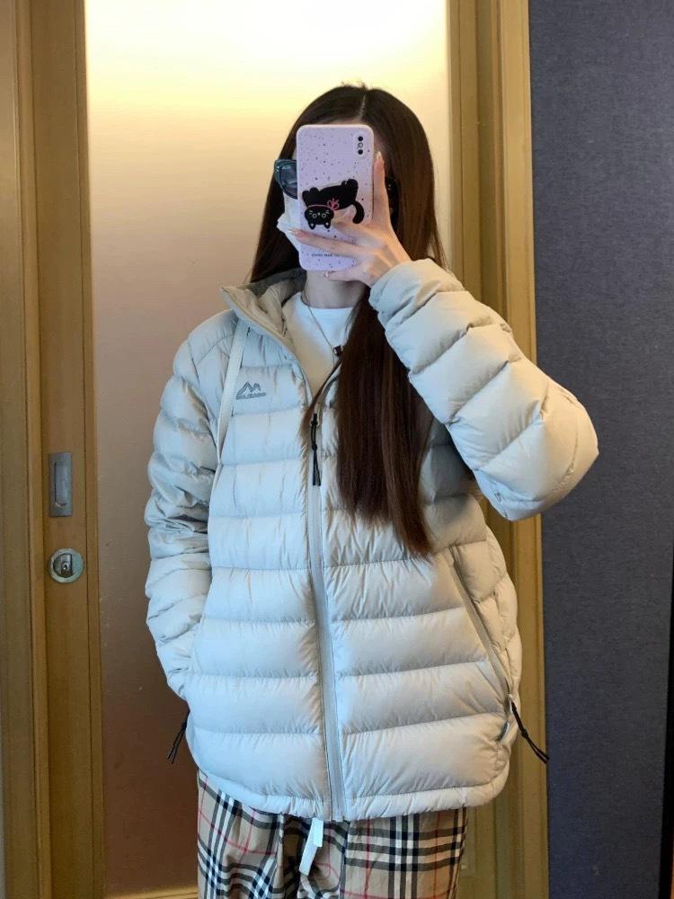 

Unisex Hooded Ribs Down Jacket: Lightweight, Loose-Fit Winter Coat with Thickened Insulation for Couples M світло-сірий колір