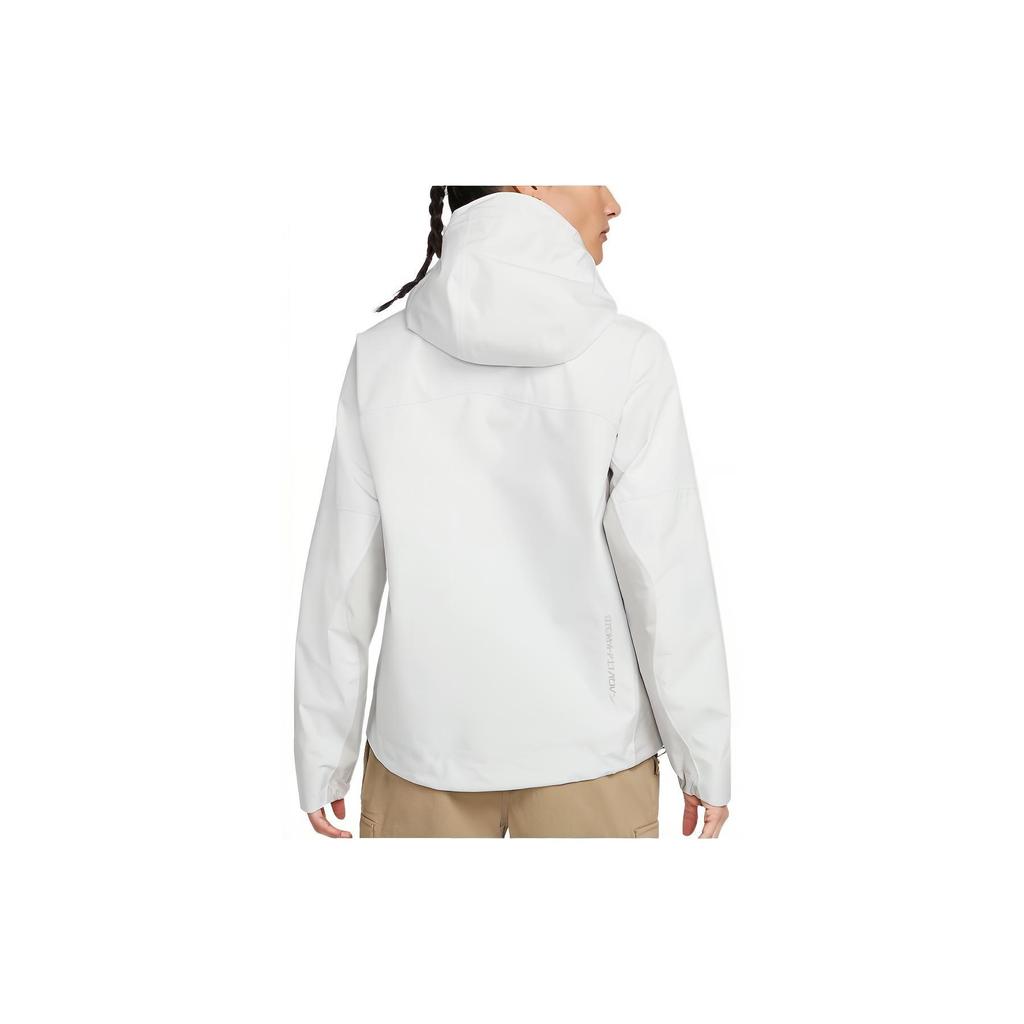 Nike ACG Jackets Women's White Hooded Moderate Other Unisex DB8150-121