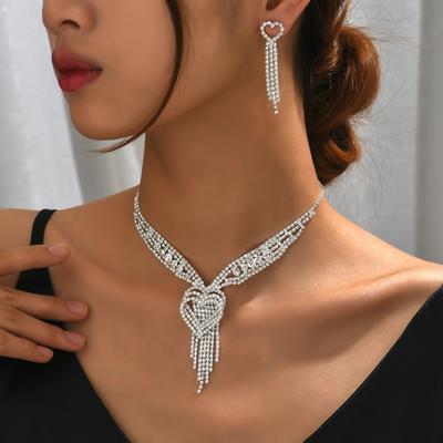 3 Stück Zirkon Set Hochzeit Liebe Form Damen Ohrringe Halskette Wunderschöner Zirkon Date Geschenk