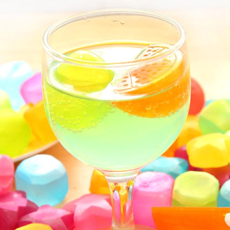 6 Pieces Refreezable Ice Cubes Washable Plastic Ice Cubes Reusable Non-Diluting Ice Cubes for Cocktails Drinks Vodka