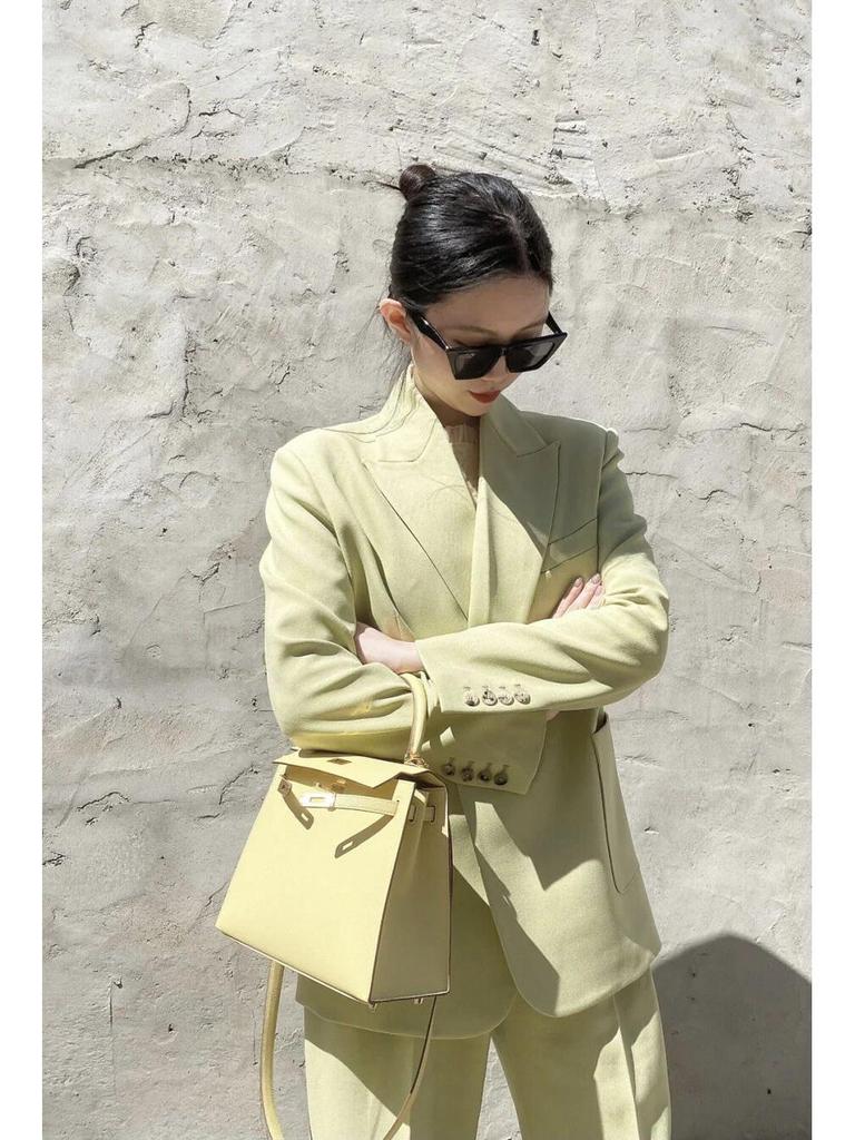 Classic Slim H-Shape Avocado Green Blazer