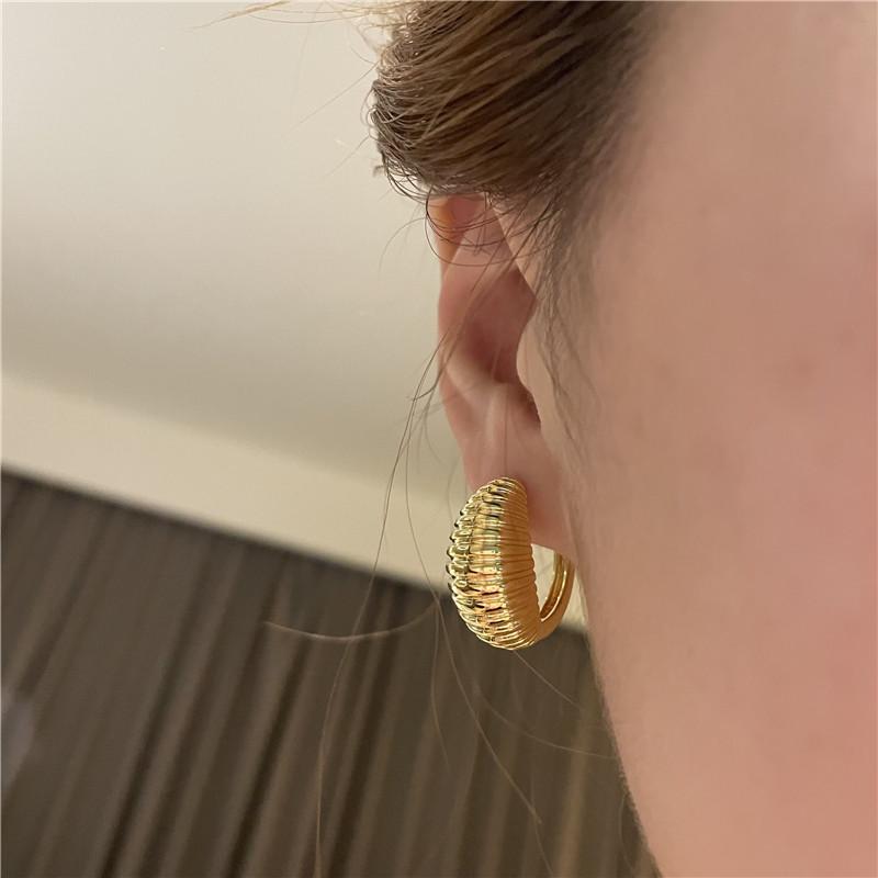 French Vintage Gold Color Textured Earrings for Women Stainless Steel Teardrop Chunky Hoop Earrings Statement Jewelry New Trend