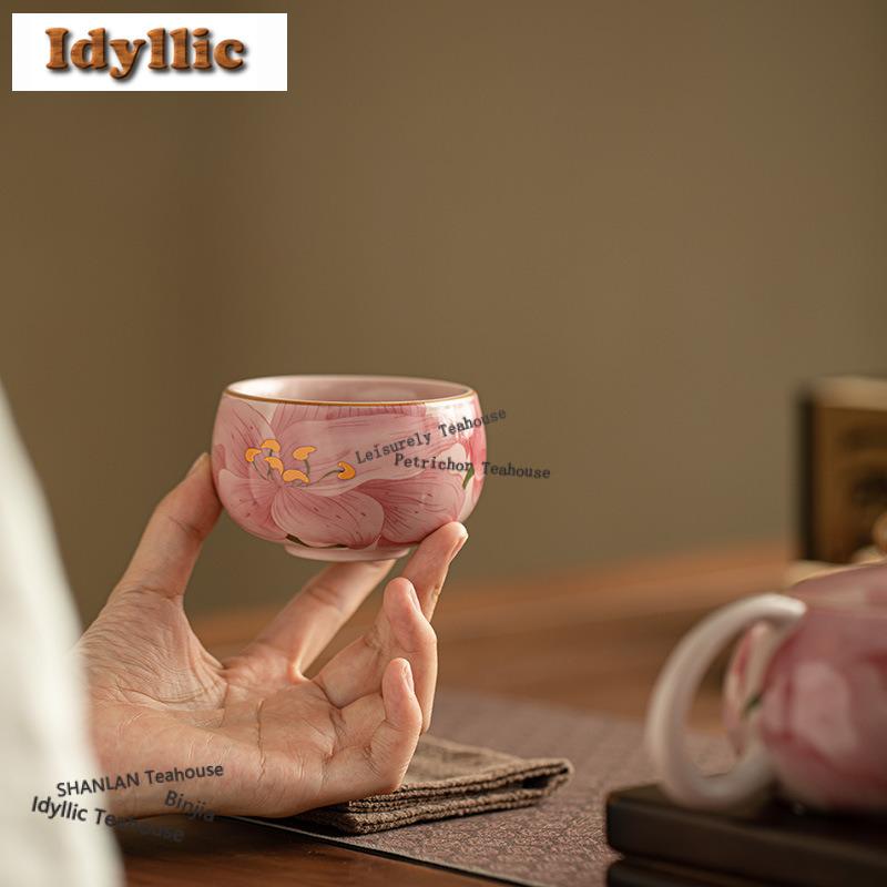 120ml Ru Kiln Gold Drawing Lily Pink Teacup Aesthetic Tea Bowl Jug Tea-tasting Smelling Cup Chazhan Master Cups Drinkware Craft