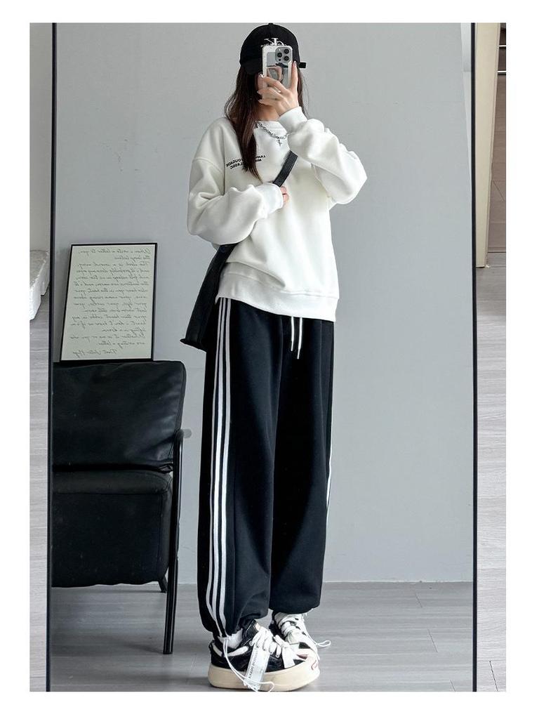 White-Gray Striped Women's Wide-Leg Sweatpants - Autumn/Winter 2025, Casual, Petite, with Three Stripes and Cuffed Hem.