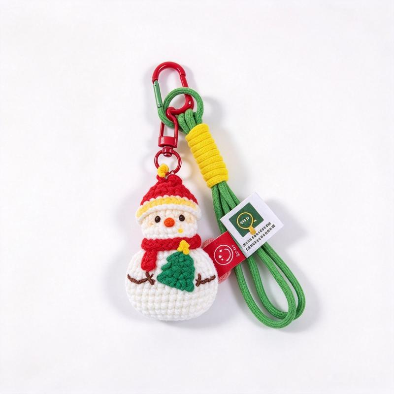 Lovely Weave Christmas Pendant Elk Cartoon Santa Claus Keychain Bag Pendant Charm New Year Gift Christmas Keyring Accessories
