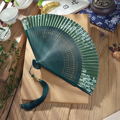 Ventilador de verano portátil Hanfu chino verde antiguo abanico plegable abanico plegable pequeño cheongsam para mujer