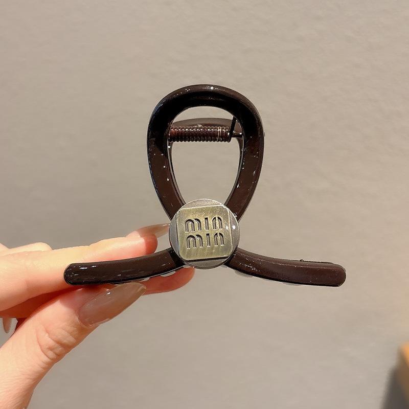 Elegant French Retro Small Shark Hair Clip for Thin Hair