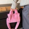 Enfärgad Casual Plysch Damaxelväska Mode Retro Crossbody-väskor Mångsidig Pendlar Söt Damväska