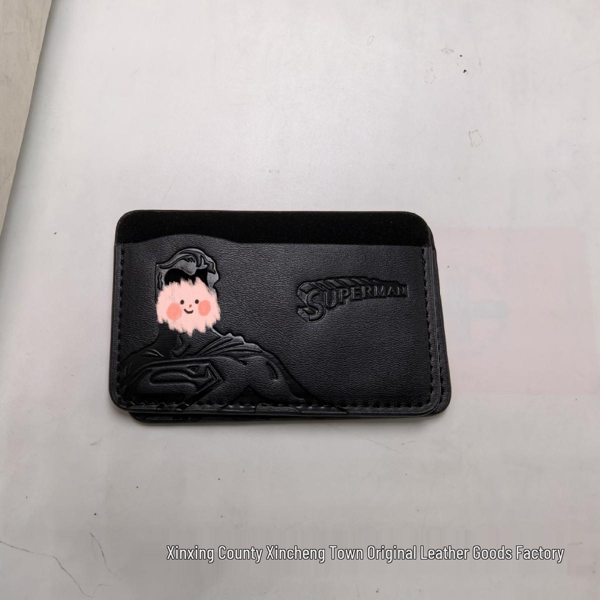 

Trendy Bat Hero Men s Multi-Slot Card Holder & Wallet чорний